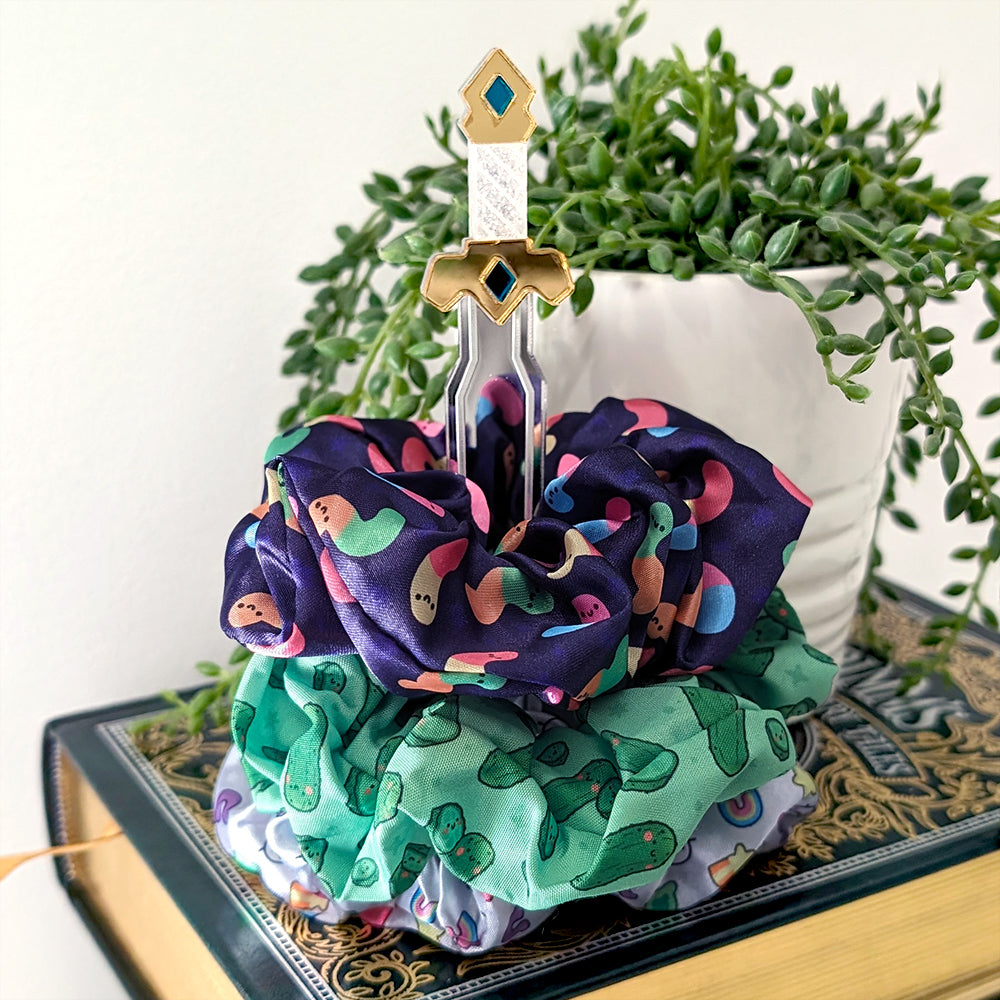 [PREORDER] Golden Sword Washi Stand/Scrunchie Stand